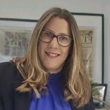 In my 'I'll go to the foot of our stairs' file this week...