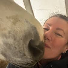 Hi, advice please! The groomers have stripped my beautiful dogs coat… Im  horrified! Its 5 weeks and its not grown back much. Im concerned it wont  grow back to how if was…anyone