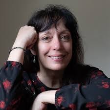 Elise Richard's Instagram, Twitter & Facebook