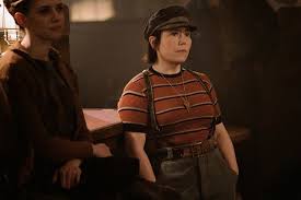 Tv Kritik Review The Marvelous Mrs Maisel Witzige Und Warmherzige Dramedy Serie Der Gilmore Girls Macher Gilmore Girls Girls Herrin