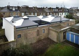 Whether you're a diy homeowner, a builder/contractor or an architect,illume™ is easy to install in any home or office. Vaulted House By Vppr Is Topped By Six Protruding Skylights