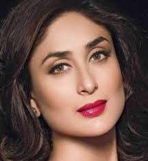 Celebswikis Celebrities Height Weight Age Wiki Biography Kareena Kapoor Kareena Kapoor Photos Beautiful Indian Actress