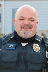 Can police officers have beards in california? Forbidden From Having Beards On The Job A Good Reason Is Changing That In Tiverton