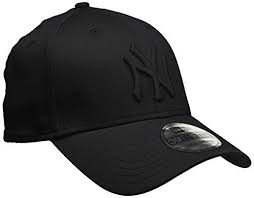 I Really Want An All Black Ny Yankees Hat I Did Want Leather But They Don T Do A Baseball Style Cap Outfit Fitted Hats Outfit Accessories