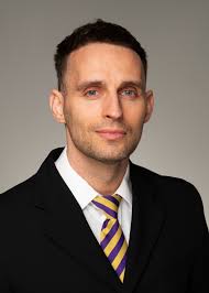 Dan Mckeown's Instagram, Twitter & Facebook