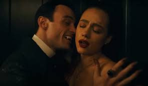 The Invitation Review: Modern spin