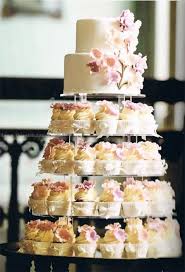 White square cupcake wedding decoration cake christmas display lace stand. 23 Mouthwatering Cupcake Wedding Cakes That Will Rock Your Wedding World Topweddingsites Com