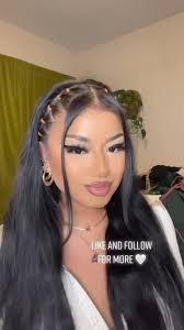 Larissa Stevens's Instagram, Twitter & Facebook