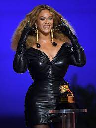 What beyoncé wore to the 2018 grammys. Owdbbpueljvypm