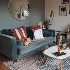 Hurrah i'm back with take a look at this bold living room from ideal home for inspiration. Colors That Go With Orange