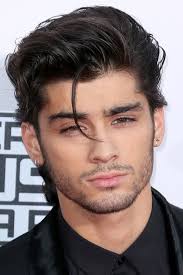 It is found in both men and women. The Most Comprehensive Guide To The Widows Peak Hairline
