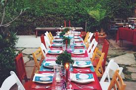 Passover recipes passover dinner passover passover feast passover crafts jewish holiday recipes passover and easter. Passover Table Decoration Ideas To Upgrade Your Seder Apartment Therapy