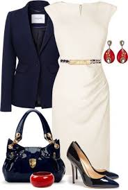 Per una laurea in giurisprudenza, ad esempio, andrà benissimo una gonna al ginocchio con blazer blu da. 10 Idee Su Abiti Di Laurea Abiti Vestiti Abbigliamento