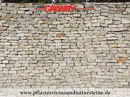 Granit Mauer Aus Grau Gelbem Granit Herbstlaub Natursteinmauer Gabionenmauer Preisgunstige Gabionensteine Aus Granit Granit Fur Gabionen Granit Fur Eine