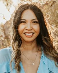 Anita Lindsey's Instagram, Twitter & Facebook