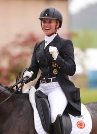 Von michael rossmann und claas hennig, dpa. Dressur Reiten Jessica Von Bredow Werndl Besiegt Isabell Werth Auch In Kur