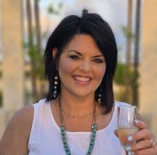 Who sells sweet treats in the area?