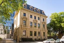 Die kleinste wohnung hat eine wohnfläche von 16 m², die größte 180 m². Moblierte 5 5 Zimmer Mietwohnung Fur Expats Zu Mieten In 60323 Frankfurt Am Main Anders Relocation