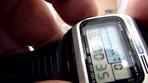 Casio nos devuelve al pasado con una versión de dos clásicos: Los Smartwatch Que Se Adelantaron A Su Tiempo Como Eran Los Casio Que Ya Tenian Videojuegos En Los 80