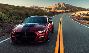 Meanwhile, sharp cornering abilities, precise handling, and a comfortable ride make for a great overall driving experience. Ford Mustang Shelby Gt 500 Balsam Fur Die Petrolheads Autogazette De