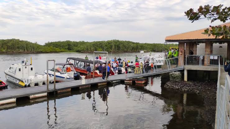 Marinha do Brasil emite nota sobre naufrágio com 18 vítimas e um óbito na baía de Paranaguá