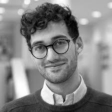 Simon Witt's Instagram, Twitter & Facebook