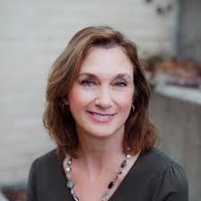 Doreen Lang's Instagram, Twitter & Facebook