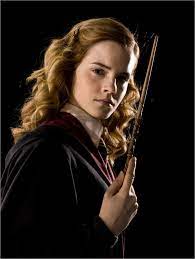 I have often said that hermione is a bit like me when i was younger. The Half Blood Prince Hermione Granger Posters And Prints Posterlounge Com