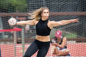 Record what a monstrous throw in discus for valarie allman (@vallman123) who set a new hayward field and olympic trials. Usatf Showcase 2 More Big Throws By Valarie Allman Track Field News