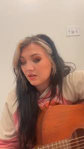 Sweet Loretta Martin thought she was a woman but she was another man...  Huh? #singer #live #musicianlife #singing #beat #coversong