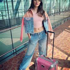 Aravinda Sametha Veera Raghava Full Movie In Telugu Hd Aravinda Sametha Veera Raghava Movie Heroine Pooja Hegde Hd Photos Hd Wallpapers For Mobile Photo Wallpaper Hd Photos