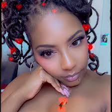 Profile for Mariah Daniels