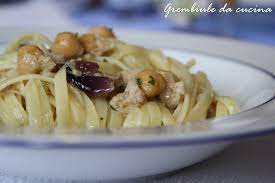 Questa ricetta non richiede cottura (se non quella della pasta, naturalmente!) e si prepara in pochissimi minuti!. Linguine Con Tonno E Ceci Grembiule Da Cucina