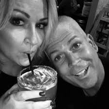 Chuck Cerda (@chuckthebugman)