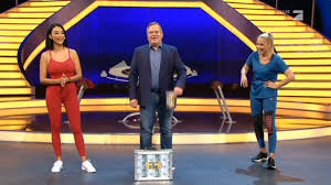 Aufrufe 859 tsd.vor 4 years. Verona Pooths Sohn Sorgt Bei Schlag Den Star Mit Fiesem Spruch Uber Sie Fur Lacher Watson
