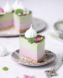 Raw Matcha Raspberry Cheesecake Recipe By Yukiko The Feedfeed Raspberry Cheesecake Recipe Matcha Dessert Mini Cheesecake