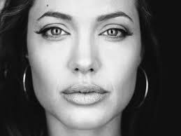 Black And White Pictures Of Celebrities Faces Google Image Result For Http Data Allocine Blogomaniac Fr Mdata 4 3 6 Z200902 Angelina Jolie Photos Angelina Jolie Black And White Portraits