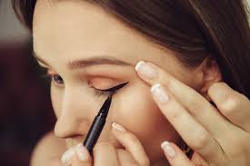 Her first ever fragrance was simply called i'm. Cinco Passos Que Deve Seguir Para Ter O Eyeliner Perfeito