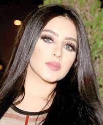 واعلنت المهرة البحرينية لمتابعيها عبر تطبيق سناب شات عن خضوعها لعملية تجميل في رقبتها لازالة الزوائد اللحمية فيها وللحصول على عنق جميل ومثالي بدون اي شوائب. Ù…Ù‡Ø±Ø© Ø§Ù„Ø¨Ø­Ø±ÙŠÙ†ÙŠØ© ØªØ³ØªØ¹Ø±Ø¶ Ø¹Ù…Ù„ÙŠØ§ØªÙ‡Ø§ Ø§Ù„ØªØ¬Ù…ÙŠÙ„ÙŠØ© ÙˆØªÙ‚ÙˆÙ„ Ø´ÙˆÙ‡ÙˆÙ†ÙŠ Ù…Ø¬Ù„Ø© Ø³ÙŠØ¯ØªÙŠ