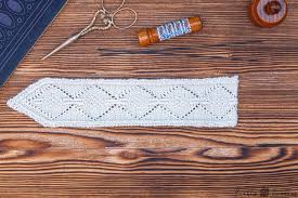 With this gorgeous bookmark your kids will love to read, and use this cute accessory to mark where they stopped. Bookmark Knitting Pattern Victorian Patience Free