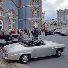 Gorgeous Mercedes Benz 190sl Spotted At The Concours D Elegance Dans Les Jardins Vranken Chateau De Pommery Reims Mercedes Benz 190 Mercedes Benz Mercedes