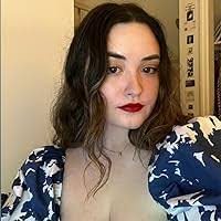 Janet Laurel's Instagram, Twitter & Facebook