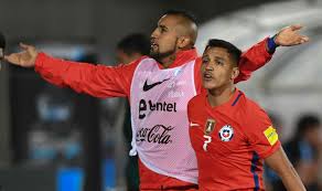 Plus les jours passent et plus l'avenir d'alexis sanchez semble se situer loin d'arsenal. Arsenal Transfer News Arturo Vidal Tells Alexis Sanchez To Join Bayern Munich Football Sport Express Co Uk