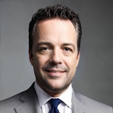 Jan Pfeifer: Finanzberater in Hachenburg