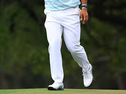 Asics and srixon golf showcase their golf shoes that are said to be made for people who love asics and love golf. Ey4zhccmdssnzm