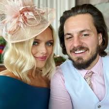 amy wensley (@amywensley)