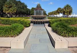 Whether you are planning a large wedding or an intimate elopement, the governor thomas bennett house is a beautiful, historic venue that encompasses all the charm historic charleston has to offer. Charleston Waterfront Park Charleston Sc Com