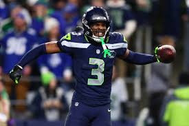 Seahawks rookie S Nick Emmanwori injured his ankle at practice