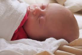 Eine angeborene einengung der atemwege kann das sids hervorrufen. Der Ultimative Ratgeber Zur Schlafsicherheit Von Babys Unter Berucksichtigung Von Plotzlichem Kindstod Sids Gesunde Schwangerschaft
