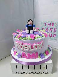 Roblox me convierto en un pastel. Torta Tematica En Merengue Roblox Para The Cake Shop Sac Facebook